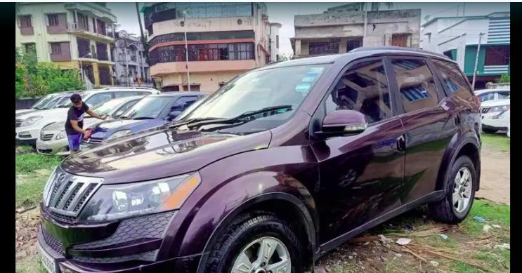 Mahindra XUV500 W8 2012