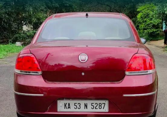 Fiat Linea EMOTION 1.3 2009