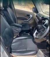 Mahindra TUV300 T8 2018