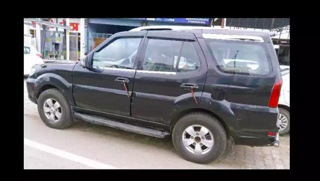 Tata Safari Storme 2.2 VX 4x2 2013