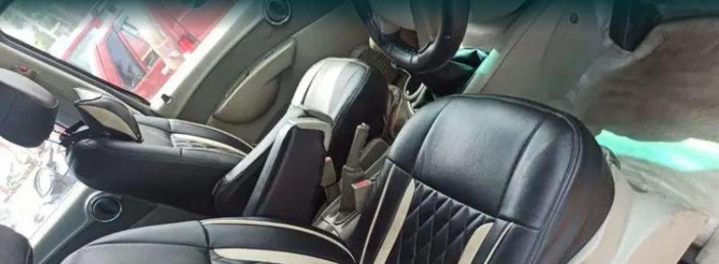 Mahindra Quanto C8 2016