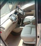 Toyota Innova 2.5 V 7 STR 2014