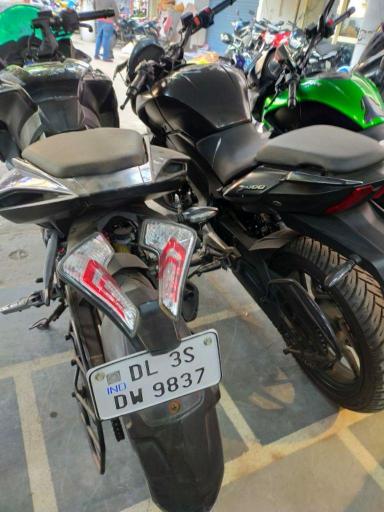 Bajaj Pulsar RS200 2018