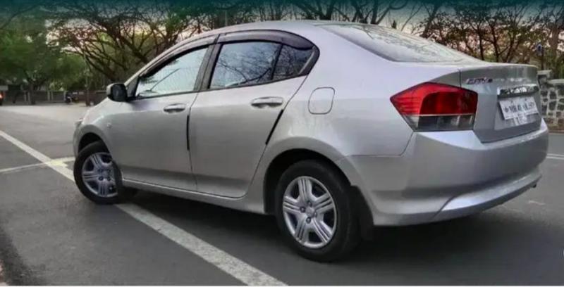 Honda City 1.5 S AT 2010