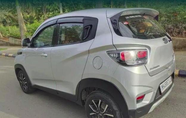 Mahindra KUV100 NXT K8 6 STR 2018