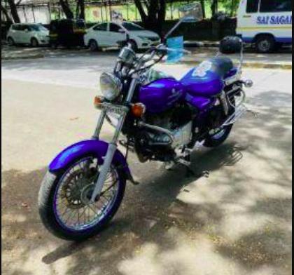 Bajaj Avenger 220cc 2012