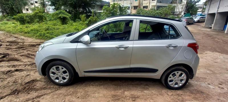 Hyundai Grand i10 Sportz 1.2 Kappa VTVT 2014