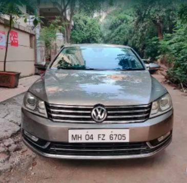 Volkswagen Passat Highline 2.0 TDI AT 2013