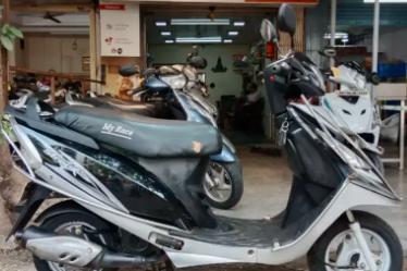 TVS Scooty Streak 100cc 2011