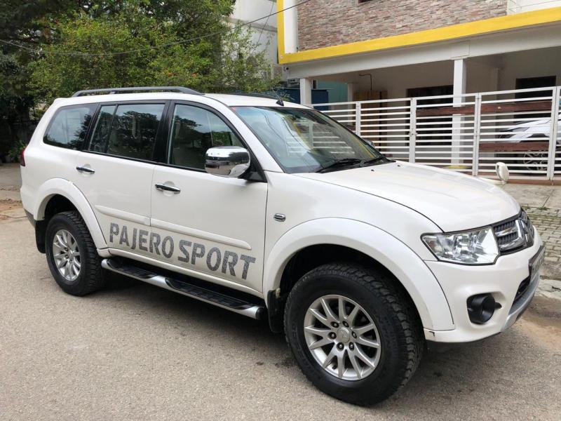 Mitsubishi Pajero Sport 2.5 AT 2015