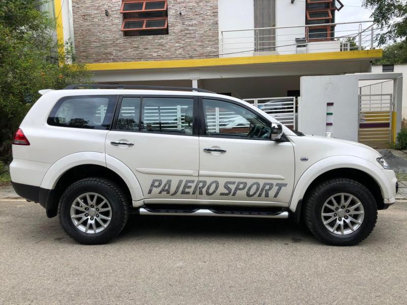 Mitsubishi Pajero Sport 2.5 AT 2015