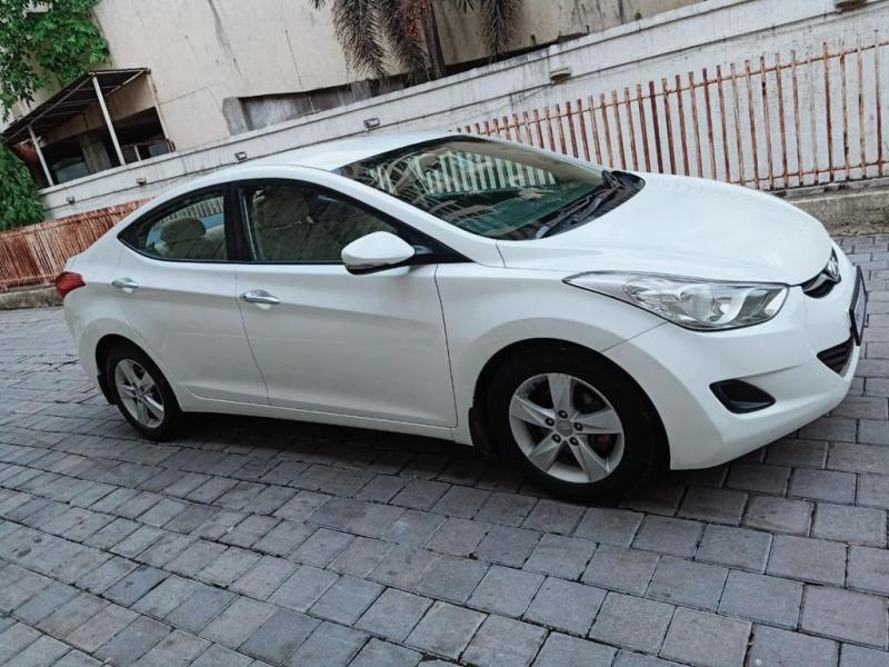 Hyundai Elantra CRDI 2012