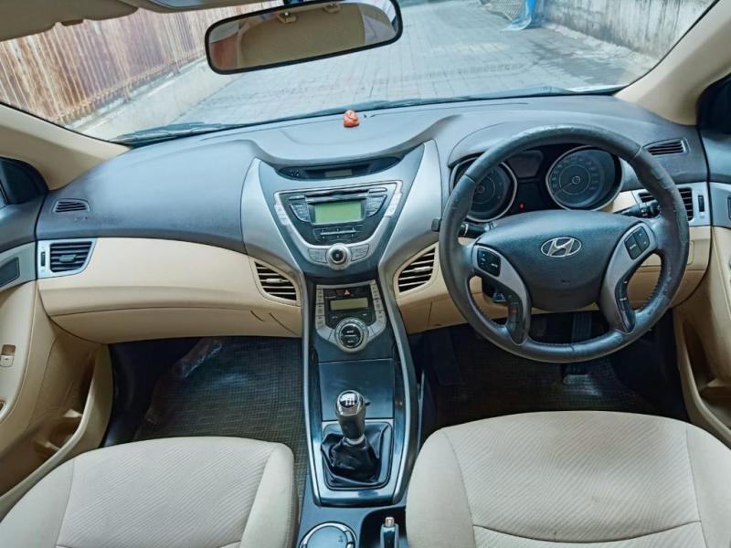 Hyundai Elantra CRDI 2012