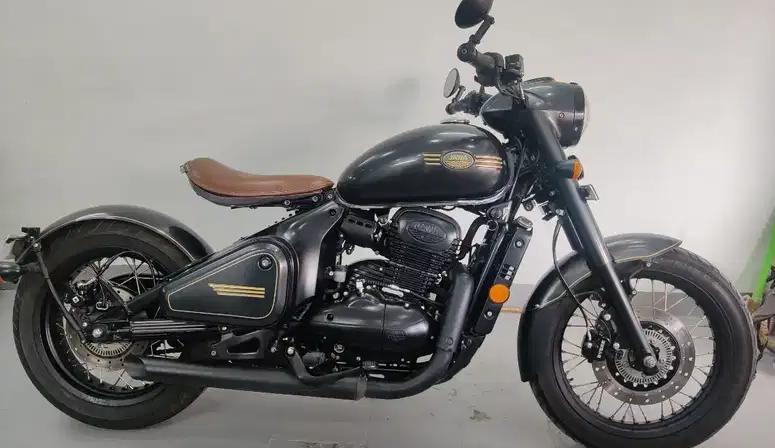 Jawa Perak 330cc 2021