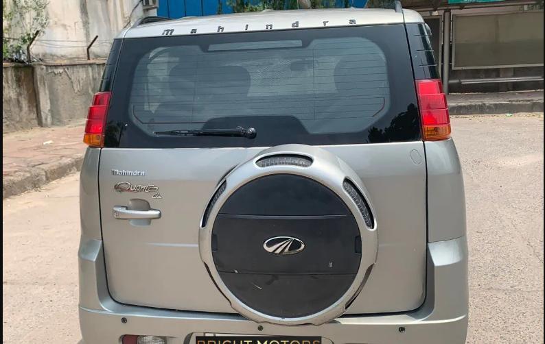 Mahindra Quanto C6 2012