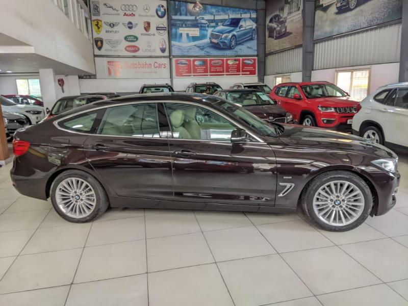 BMW 3 Series GT 320d Luxury Line 2016