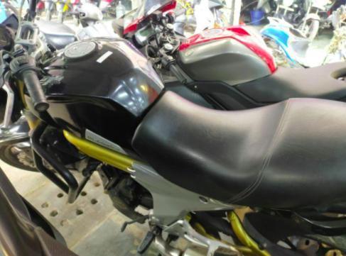Mahindra Mojo 300cc 2016