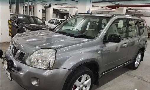 Nissan X-Trail SLX MT 2011