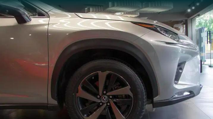 Lexus NX 300h Luxury Grade 2018