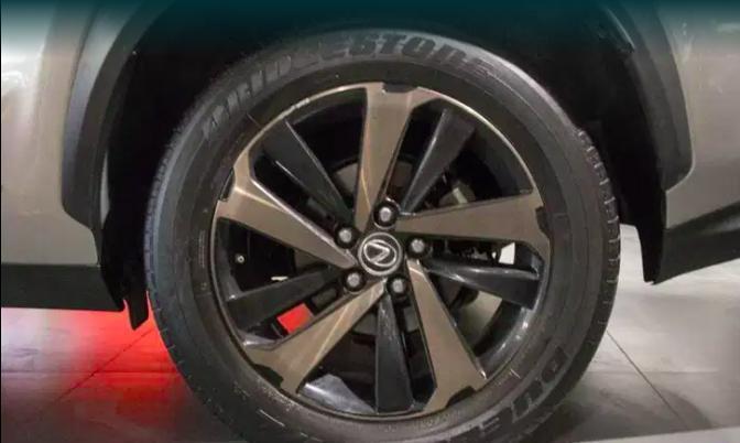 Lexus NX 300h Luxury Grade 2018