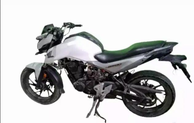 Honda CB Hornet 160R CBS 2016
