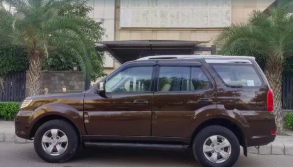 Tata Safari Storme 2.2 VX 4x2 2015
