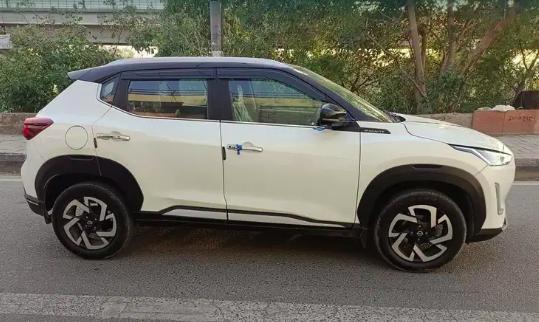 Nissan Magnite XV Premium MT 2021