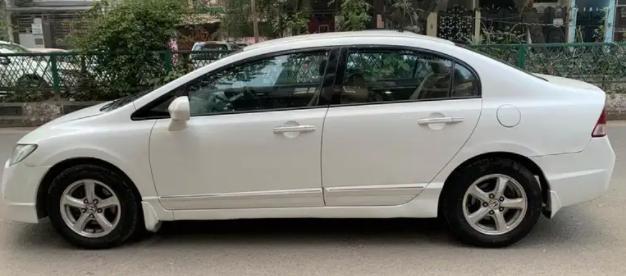 Honda Civic 1.8 V AT 2010