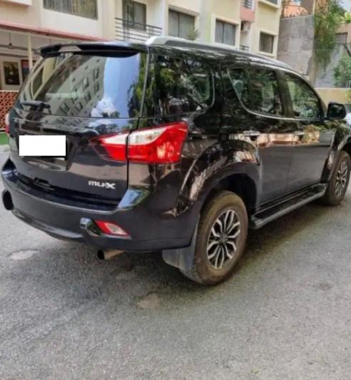 Isuzu MU-X 4x2 2019