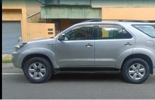 Toyota Fortuner 3.0 MT 4X4 2011