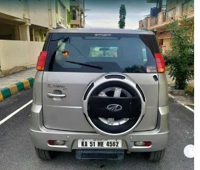 Mahindra Quanto C8 2013