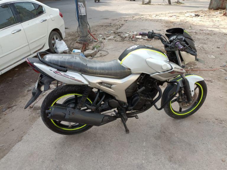 Yamaha SZR 150cc 2013