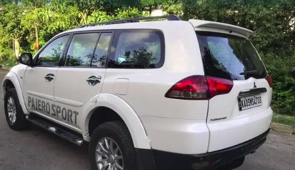 Mitsubishi Pajero Sport 4X2 AT 2015