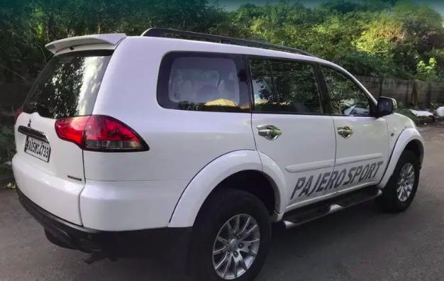 Mitsubishi Pajero Sport 4X2 AT 2015