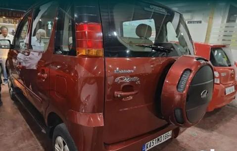 Mahindra Quanto C6 2012