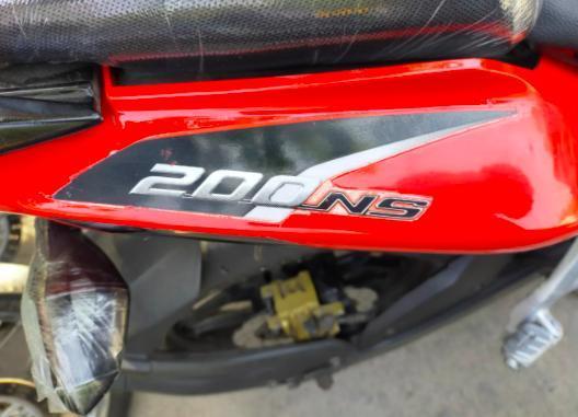Bajaj Pulsar 200 NS 200cc 2014