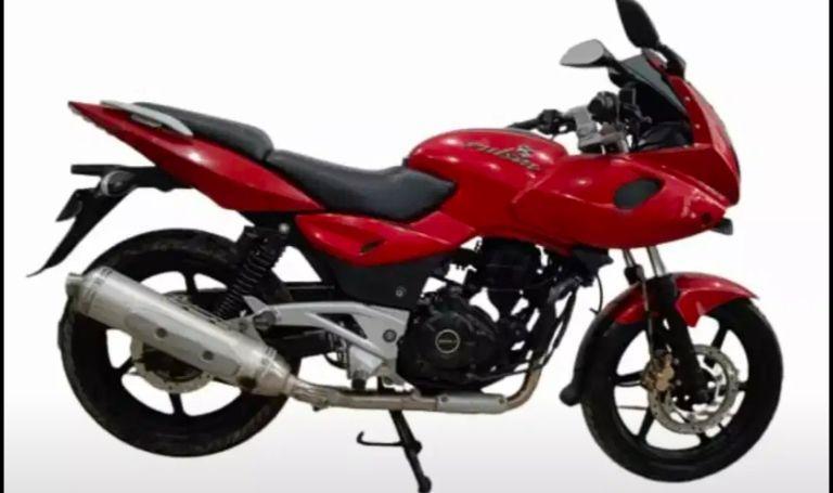 Bajaj Pulsar 200cc 2011