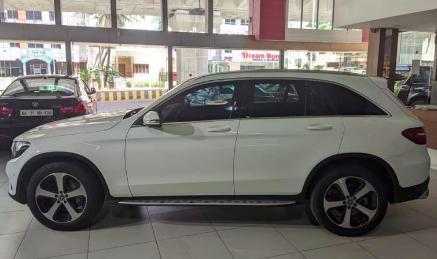 Mercedes-Benz GLC 220 d Progressive 2019