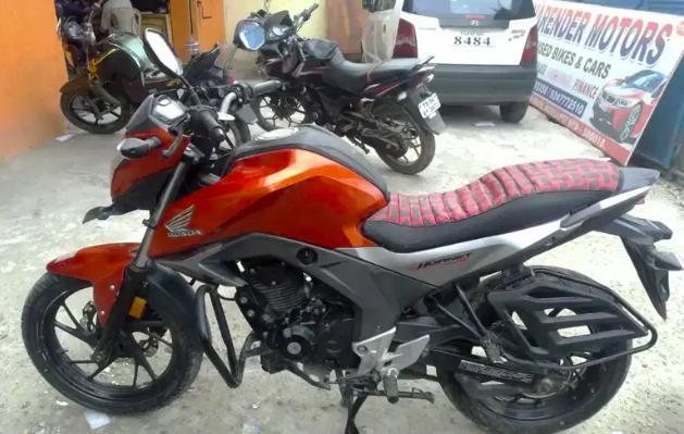 Honda CB Hornet 160R CBS 2016