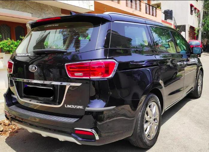 Kia Carnival Limousine 7 STR 2020