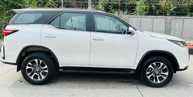 Toyota Fortuner Legender 2.8 4x2 AT 2022