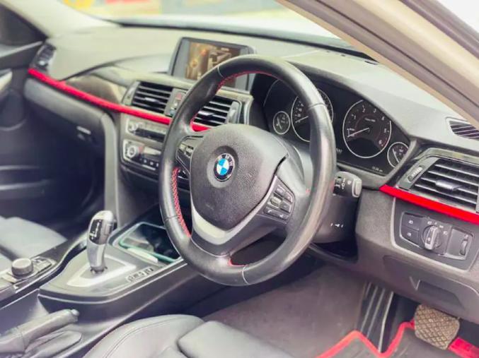 BMW 3 Series 320d Sport line 2015