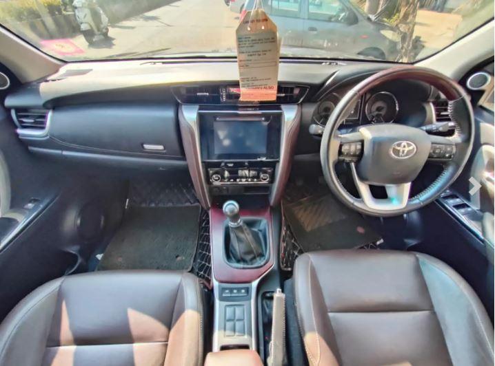 Toyota Fortuner 2.8 4x2 MT 2018