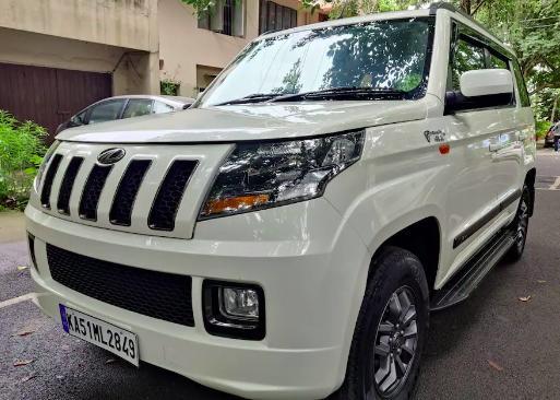 Mahindra TUV300 T10 2018