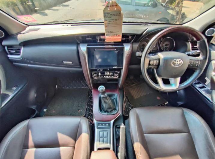 Toyota Fortuner 2.8 4x2 MT 2018