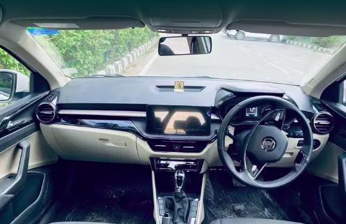 Skoda Slavia Ambition 1.0L TSI AT 2022