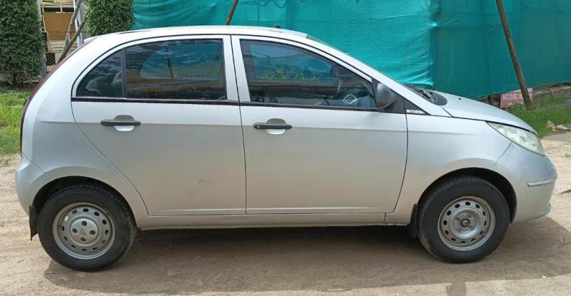 Tata Indica Vista LS Quadrajet 2013