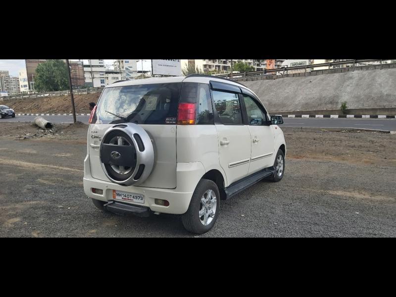 Mahindra Quanto C8 2013