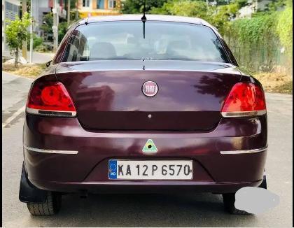 Fiat Linea Emotion 1.3 2012