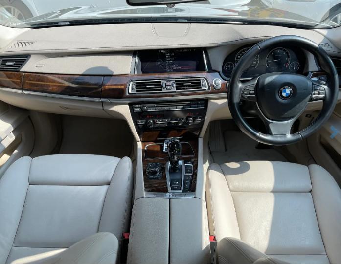 BMW 7 Series 730Ld Signature 2013